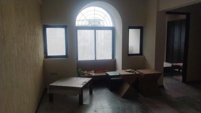 Living Room Image of 975 Sq.ft 2 BHK Apartment / Flat for sale in Aishwarya Apartment, Santacruz East Mumbai for Rs. 20000000