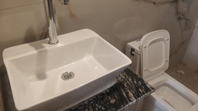Bathroom Image of 600 Sq.ft 1 RK Builder Floor for rent in Sector 51 Gurgaon for Rs. 30000