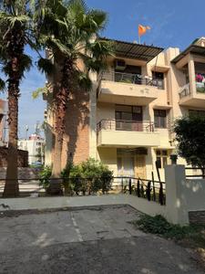 Image of 2700 Sq.ft 4 BHK Builder Floor for rent in Ansal Florence Residency, Sector 57, Gurgaon for Rs. 85000