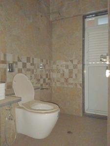 Common Bathroom Image of 1000 Sq.ft 3 BHK Apartment / Flat for sale in Amardeep Anutham, Mulund East Mumbai for Rs. 24000000