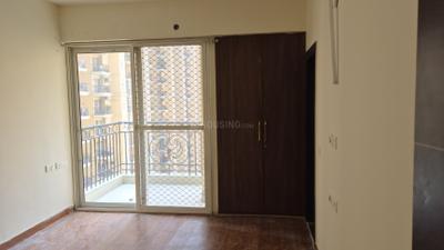 Bedroom Image of 1090 Sq.ft 3 BHK Apartment / Flat for rent in Prateek Grand City, Siddharth Vihar Ghaziabad for Rs. 30000
