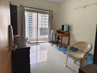 Hall Image of 610 Sq.ft 1 BHK Apartment / Flat for rent in Amanora Park Town Pune for Rs. 26000