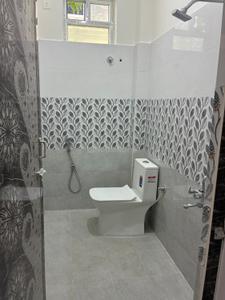 Bathroom Image of 600 Sq.ft 2 BHK Independent House for rent in Vandalur Chennai for Rs. 20000