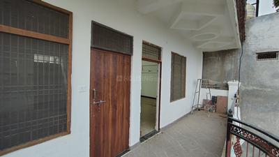 Balcony Image of 1800 Sq.ft 4 BHK Builder Floor for rent in Kirtartara Mirzapur for Rs. 10000