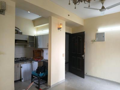 Living Room Image of 942 Sq.ft 2 BHK Apartment / Flat for sale in Rishabh Cloud 9 Towers, Vaishali Ghaziabad for Rs. 9200000
