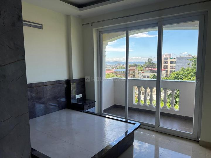 Sikka Kingston Bedroom 1