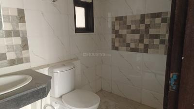 Image of 1722 Sq.ft 3 BHK Apartment / Flat for sale in Pareena Express Heights, Sector 99, Gurgaon for Rs. 17000000