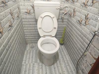 Bathroom Image of 800 Sq.ft 2 BHK Builder Floor for rent in Thiruvanmiyur Chennai for Rs. 20000