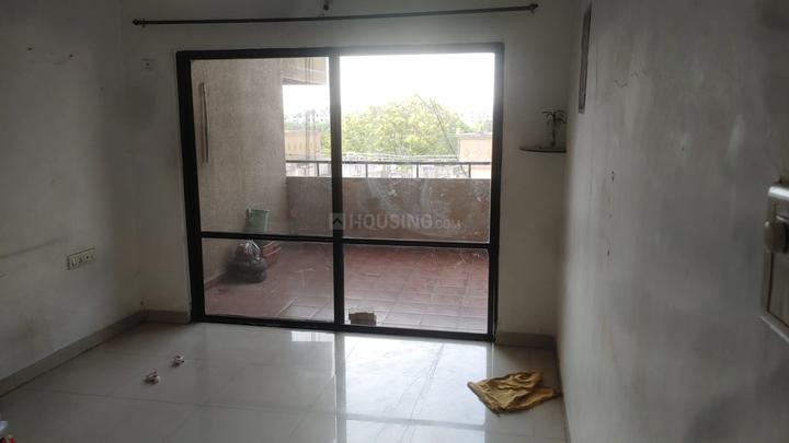 Mittal Silver Crescent Main Image 1