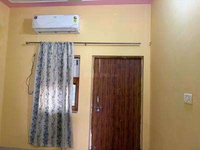 Bedroom Image of 700 Sq.ft 1 BHK Builder Floor for rent in HUDA Sector-2 Palwal for Rs. 15000