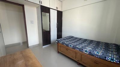Bedroom Image of 926 Sq.ft 2 BHK Apartment / Flat for rent in Nisarg Hardik Phase 1, Rahatani Pune for Rs. 30000
