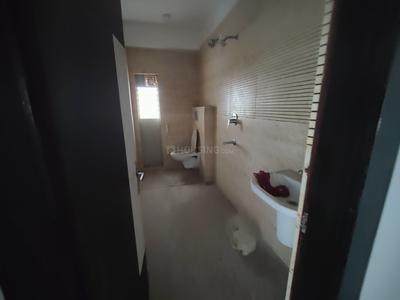 Bathroom Image of 2200 Sq.ft 3 BHK Apartment / Flat for rent in Sevoke Rd Siliguri for Rs. 30000