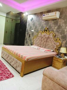 Bedroom Image of 3663 Sq.ft 5 BHK Builder Floor for sale in Palam Vihar Gurgaon for Rs. 35000000