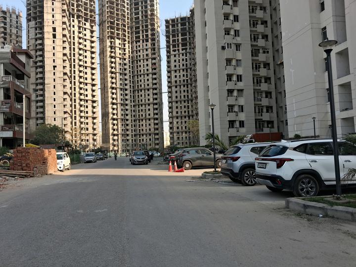 Jaypee Kensington Park Plot 1 Main Image 1