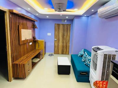 Hall Image of 700 Sq.ft 1 BHK Apartment / Flat for rent in Picnic Garden Kolkata for Rs. 16000