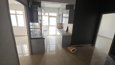 Kitchen Image of 1050 Sq.ft 2 BHK Apartment / Flat for rent in Suncity Avenue 76, Sector 76 Gurgaon for Rs. 24000