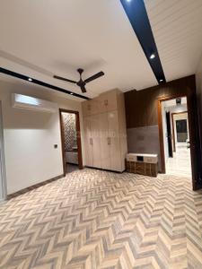 Bedroom Image of 1800 Sq.ft 3 BHK Builder Floor for rent in Tilak Nagar New Delhi for Rs. 60000