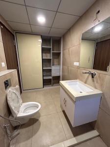 Image of 2880 Sq.ft 4 BHK Apartment / Flat for rent in Darshanam Club Life Phase Il, Undera, Vadodara for Rs. 80000