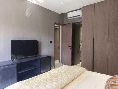 Bedroom Image of 725 Sq.ft 2 BHK Apartment / Flat for sale in Courtyard, Santacruz East Mumbai for Rs. 25500000