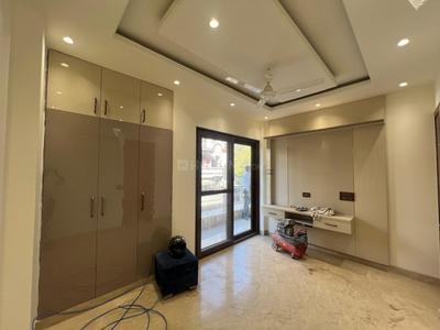 Bedroom Image of 1800 Sq.ft 3 BHK Apartment / Flat for rent in Swaraj Homes Surya Apartment Pocket A 11, Kalkaji Extension New Delhi for Rs. 70000