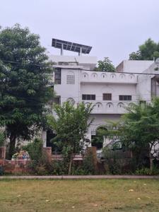 Image of 1500 Sq.ft 2 BHK Builder Floor for rent in Indira Nagar, Lucknow for Rs. 14000