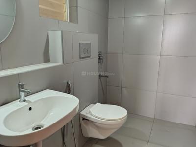 Image of 1500 Sq.ft 3 BHK Apartment / Flat for rent in SLV Pragathi Amber, Electronic City, Bengaluru for Rs. 30000
