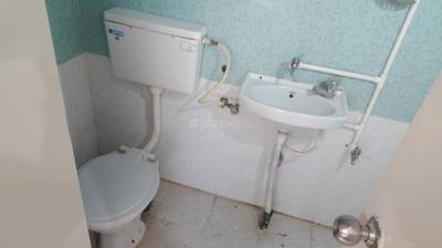 Bathroom Image of 640 Sq.ft 1 BHK Apartment / Flat for rent in Ganesh Nakshatram, Dhayari Pune for Rs. 15500