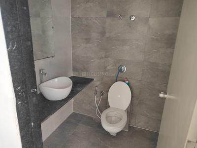 Bathroom Image of 2250 Sq.ft 3 BHK Apartment / Flat for rent in Chhani Vadodara for Rs. 23500