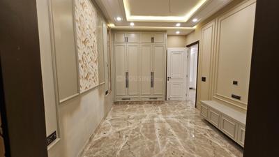 Image of 1530 Sq.ft 3 BHK Builder Floor for sale in Paschim Vihar, New Delhi for Rs. 32500000