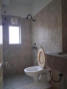 Common Bathroom Image of 924 Sq.ft 2 BHK Apartment / Flat for sale in Paras Tierea, Sector 137 Noida for Rs. 8100000