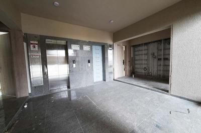 Hall Image of 1899 Sq.ft 3 BHK Apartment / Flat for sale in Thaltej Ahmedabad for Rs. 13000500
