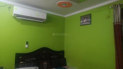 Bedroom Image of 900 Sq.ft 3 BHK Builder Floor for sale in Dwarka Mor New Delhi for Rs. 4300000