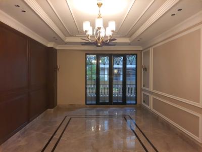Living Room Image of 2400 Sq.ft 4 BHK Builder Floor for sale in Sushant Lok Phase 1 Gurgaon for Rs. 55000000