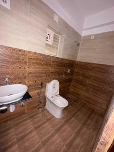 Bathroom Image of 1600 Sq.ft 3 BHK Apartment / Flat for rent in GM Terrace, Phulnakhara Cuttack for Rs. 25000