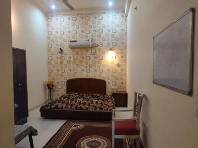 1 RK Studio