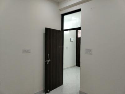 Bedroom Image of 750 Sq.ft 2 BHK Apartment / Flat for sale in Kambakshpur Noida for Rs. 3083800