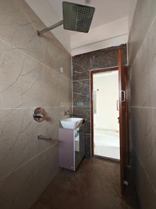 Bathroom Image of 750 Sq.ft 1.5 BHK Apartment / Flat for rent in C V Raman Nagar Bengaluru for Rs. 26000