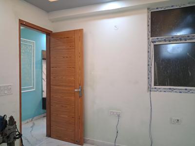 Bedroom Image of 1050 Sq.ft 2 BHK Apartment / Flat for sale in  Ridhi Apartment , Sector 104 Noida for Rs. 4250000