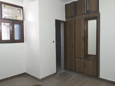 Bedroom Image of 950 Sq.ft 2 BHK Apartment / Flat for sale in Antariksha Apartments, Vikaspuri New Delhi for Rs. 12500000