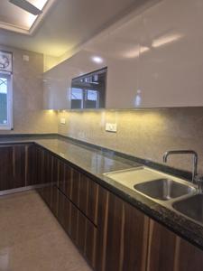 Kitchen Image of 2100 Sq.ft 3 BHK Builder Floor for sale in Suncity Township, Sector 54 Gurgaon for Rs. 41500000
