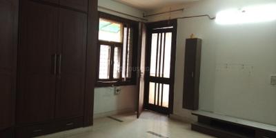 Bedroom Image of 1500 Sq.ft 3 BHK Builder Floor for rent in Bali Nagar New Delhi for Rs. 50000