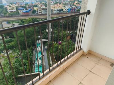 Balcony Image of 695 Sq.ft 2 BHK Apartment / Flat for sale in Bengal Peerless Avidipta Phase II, Mukundapur Kolkata for Rs. 7500000