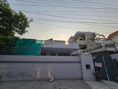 Balcony Image of 3150 Sq.ft 4.5 BHK Independent House for sale in Sector 29 Faridabad for Rs. 85000000