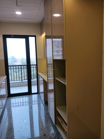 Unitech The Close North Main Image 1