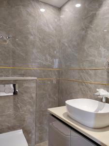 Bedroom One Image of 1590 Sq.ft 3 BHK Builder Floor for sale in Smartworld Orchard, Sector 61 Gurgaon for Rs. 24645000