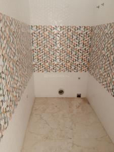 Bathroom Image of 857 Sq.ft 2 BHK Apartment / Flat for sale in Airport Gate No 2 Kolkata for Rs. 3428000