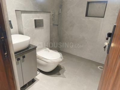 Image of 2100 Sq.ft 4 BHK Apartment / Flat for sale in CGHS Shakti Apartments, Sector 5 Dwarka, New Delhi for Rs. 38500000