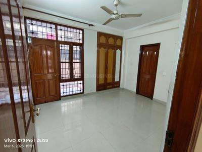 Bedroom Image of 1500 Sq.ft 3 BHK Builder Floor for sale in Palm Ardee City 4, Sector 52 Gurgaon for Rs. 25000000
