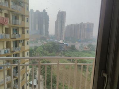 Balcony Image of 1496 Sq.ft 3 BHK Apartment / Flat for rent in Rise Organic Homes Phase 1, Mahurali Ghaziabad for Rs. 24000