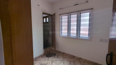 Bedroom Image of 600 Sq.ft 2 BHK Builder Floor for rent in Koramangala Bengaluru for Rs. 20000